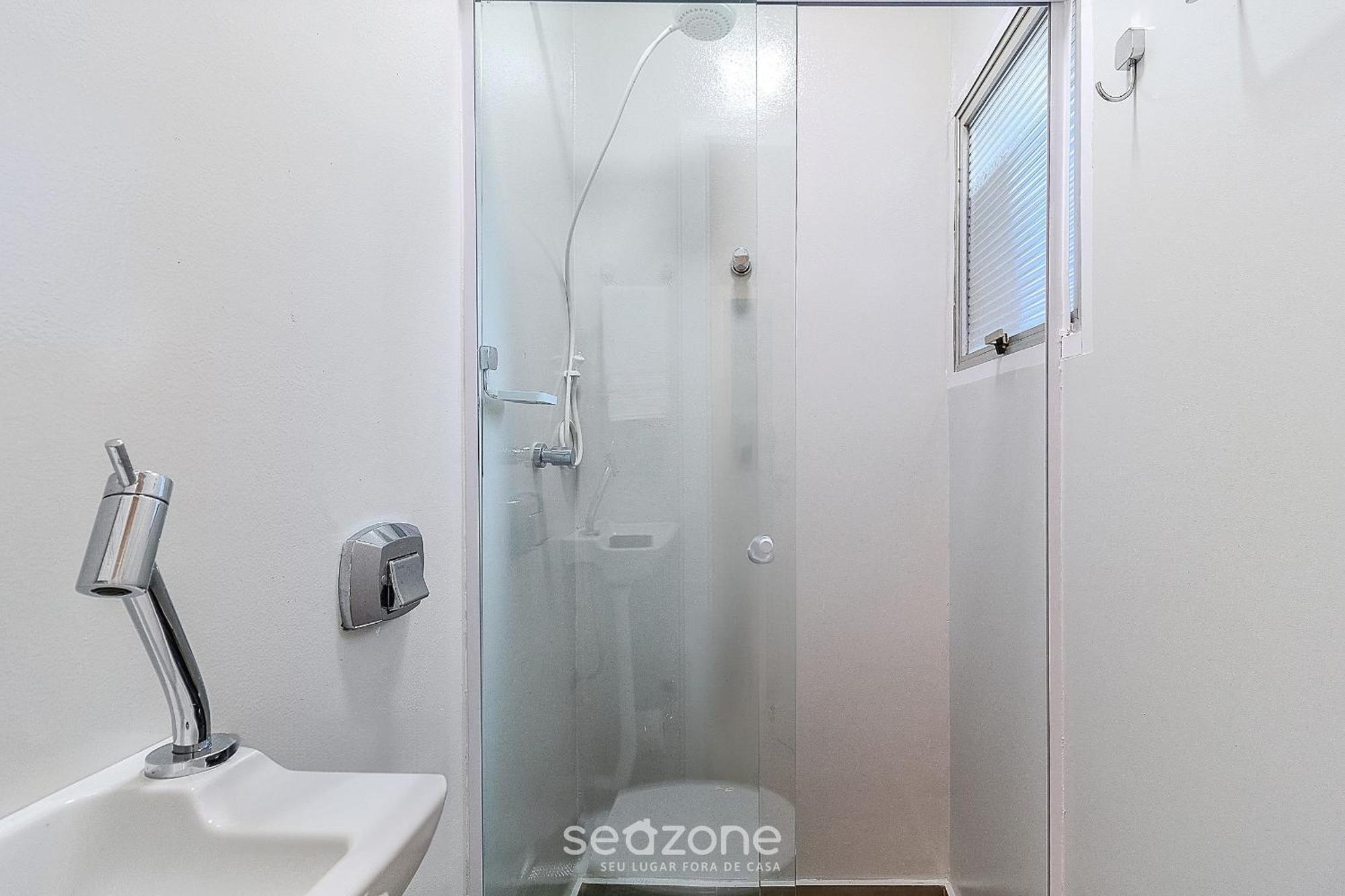 Apartamento 70m Da Em B. Camboriu Pol406 *